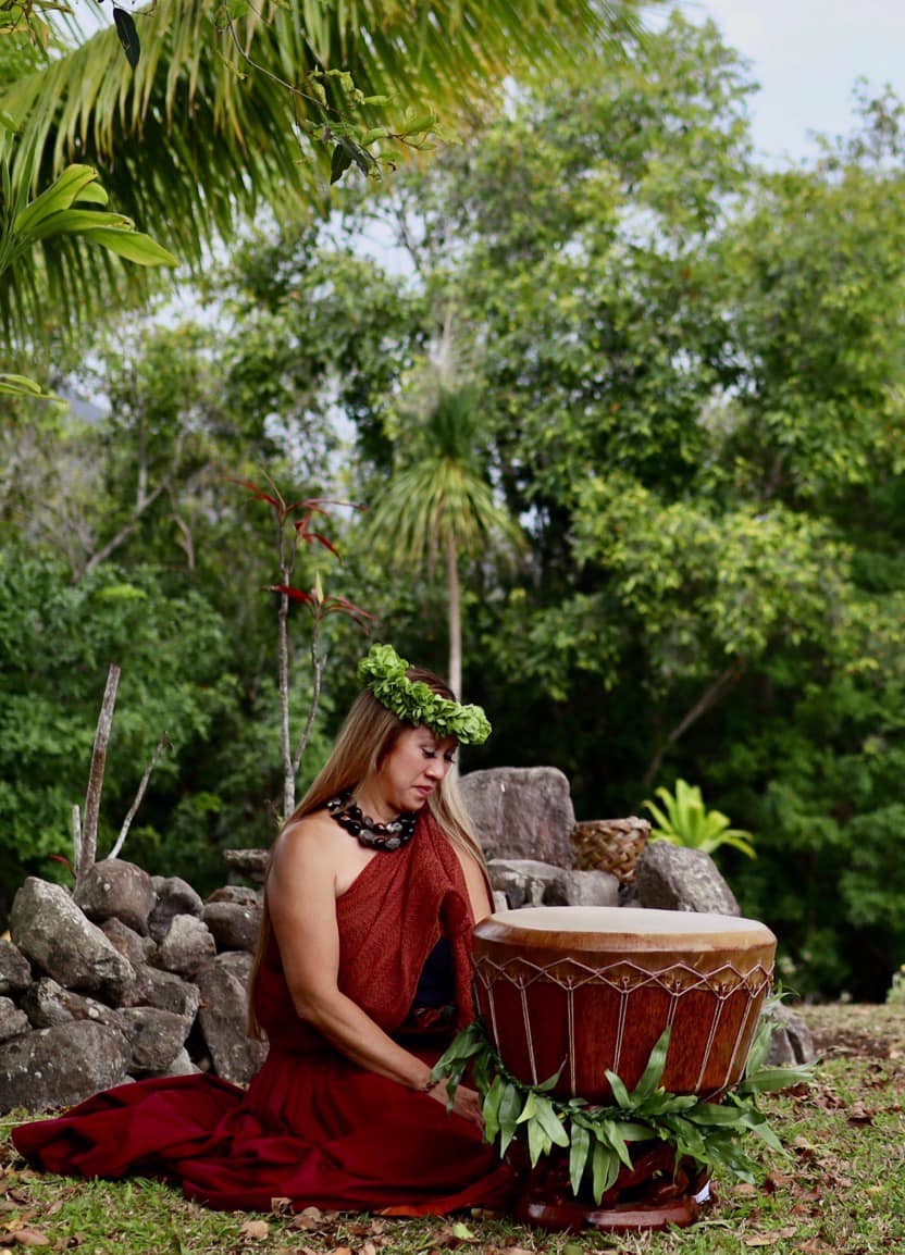 Kumu with drum